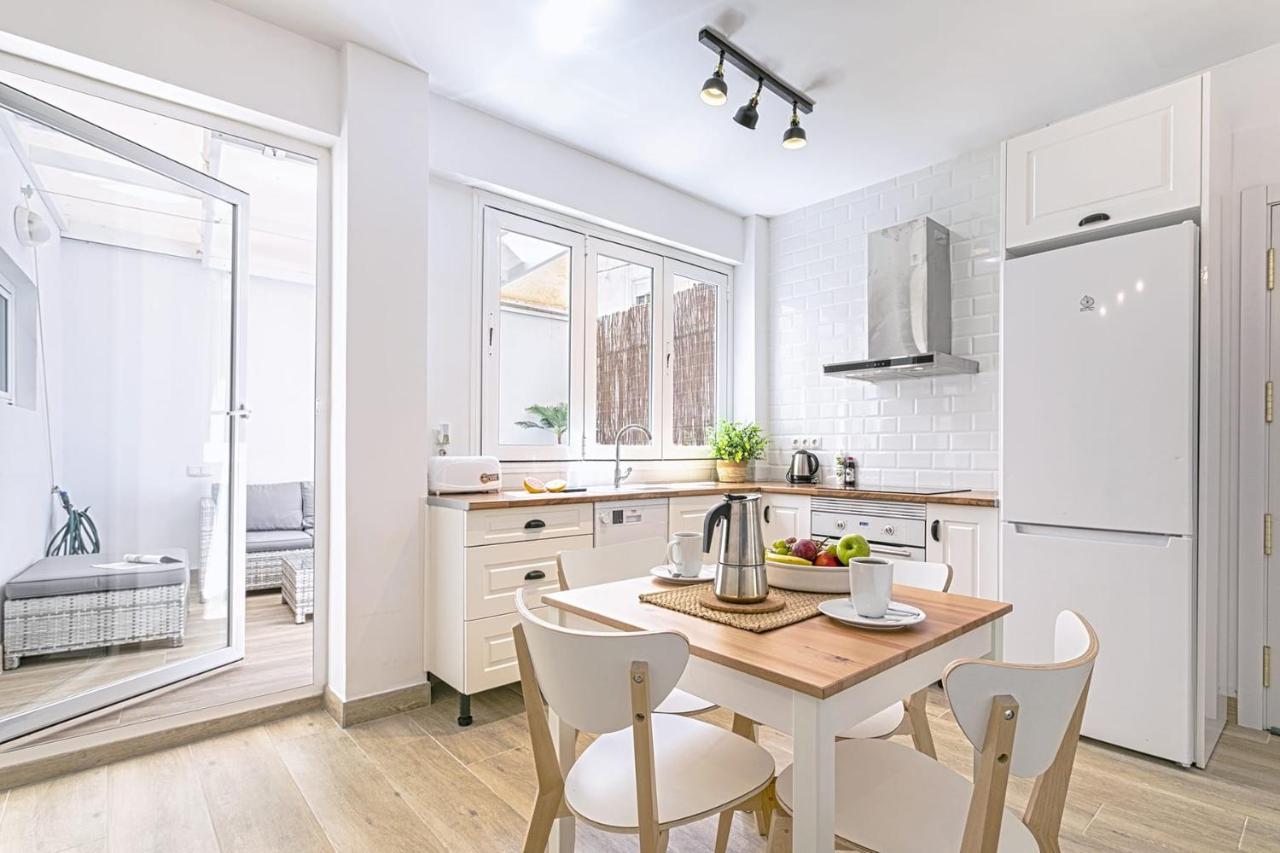 Precioso Apartamento Con Patio Málaga Esterno foto