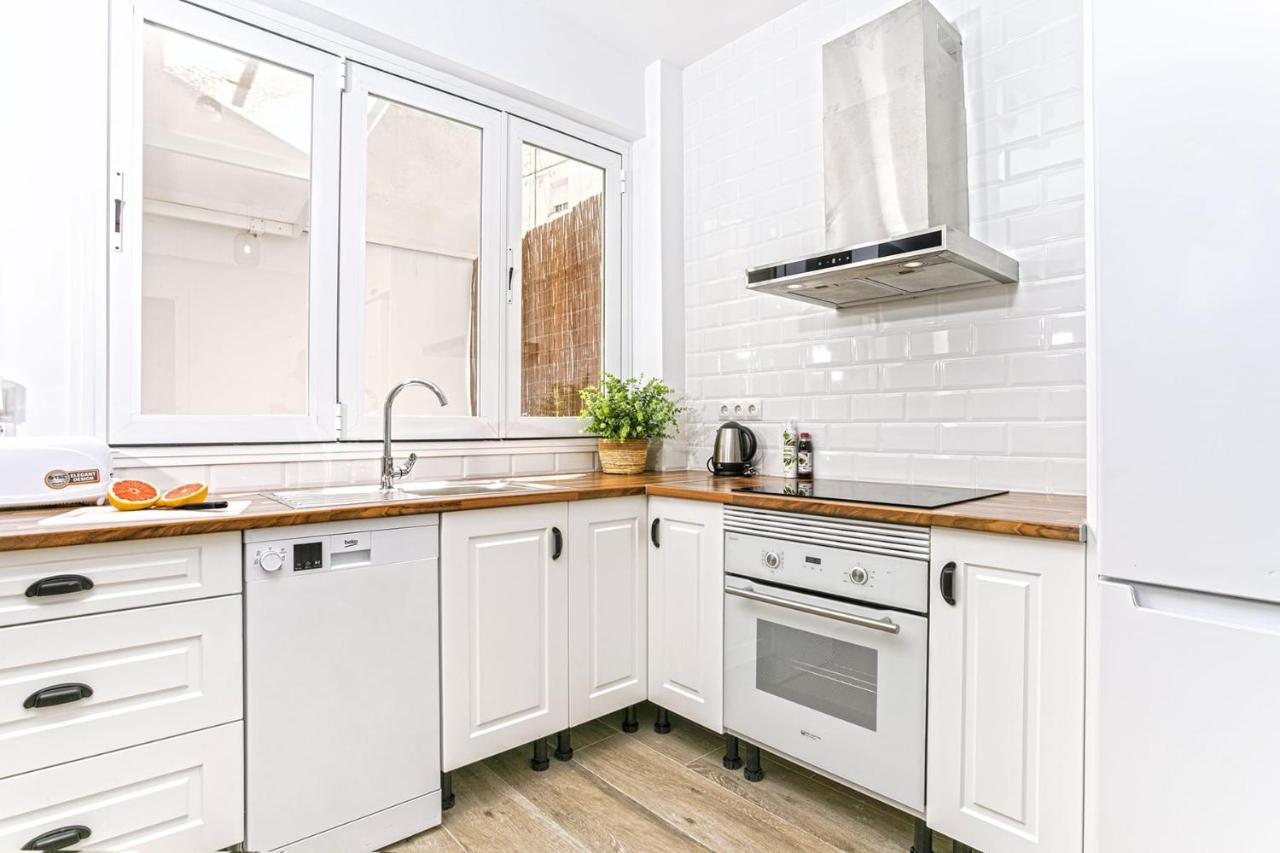 Precioso Apartamento Con Patio Málaga Esterno foto