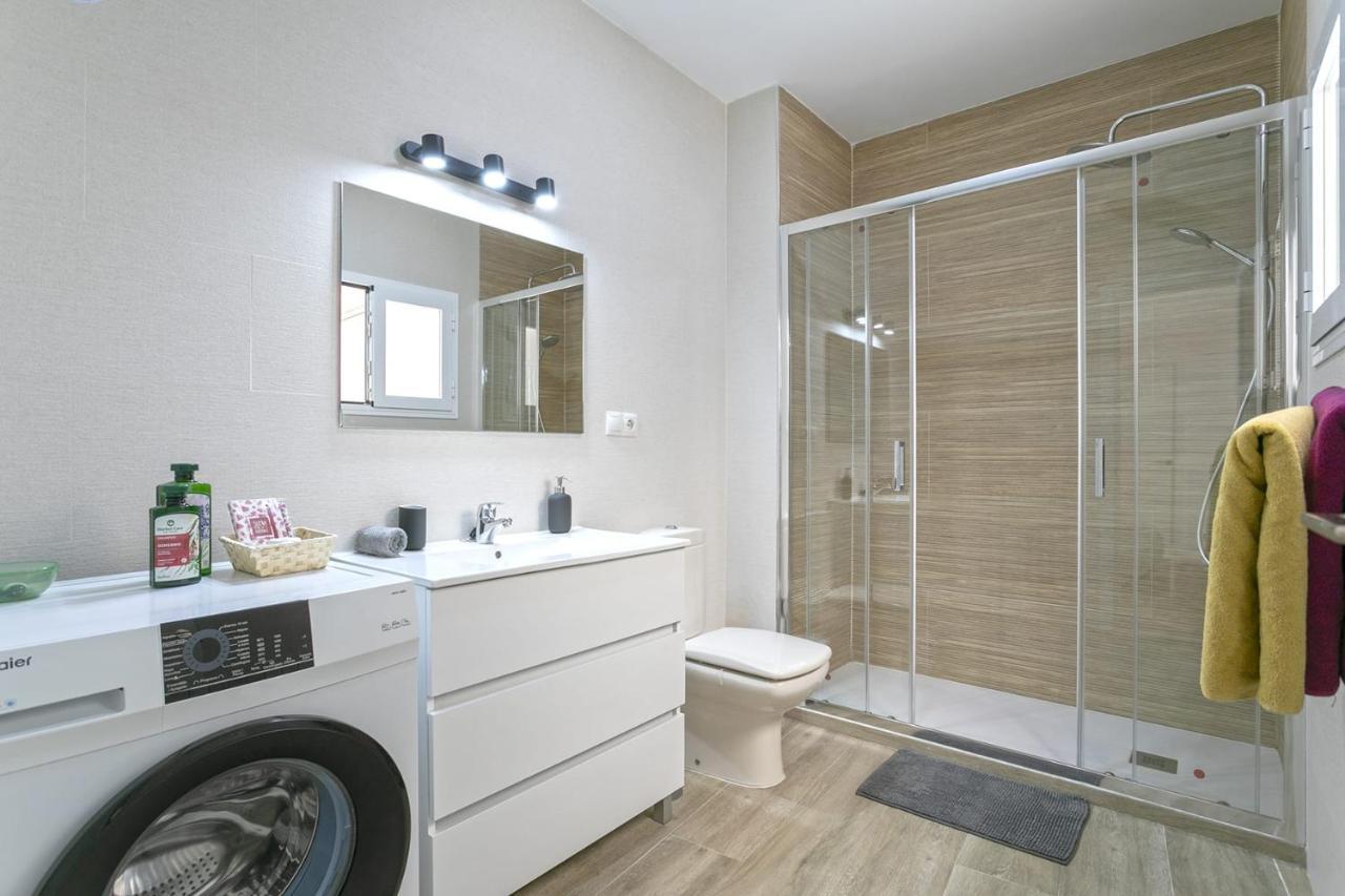 Precioso Apartamento Con Patio Málaga Esterno foto